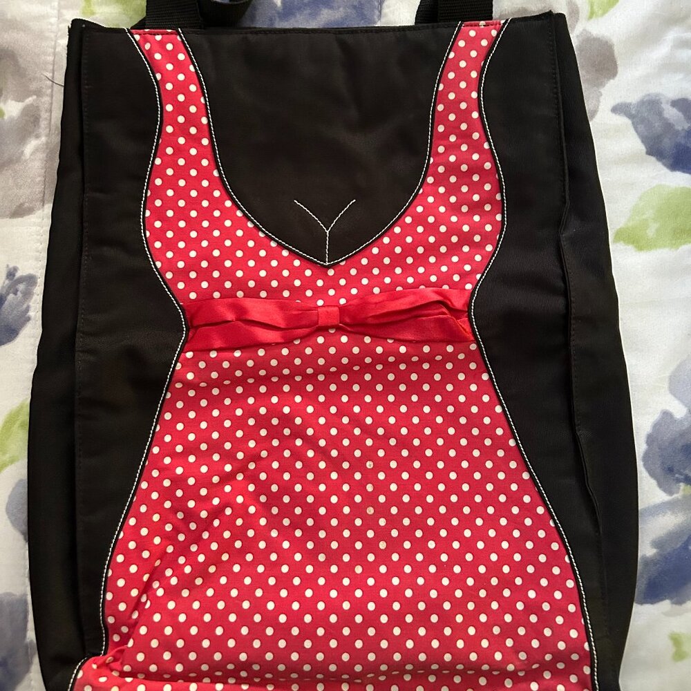 BEACH TOTE with Bathing Suit Detail